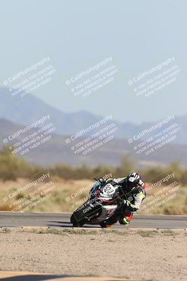 media/Oct-04-2025-CVMA (Sat) [[408bcdd6e4]]/Race 14-500-400-350 Supersport/